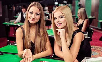 Bàn chơi Baccarat